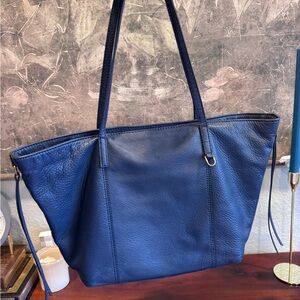 Elegant Navy Blue Leather Tote Bag